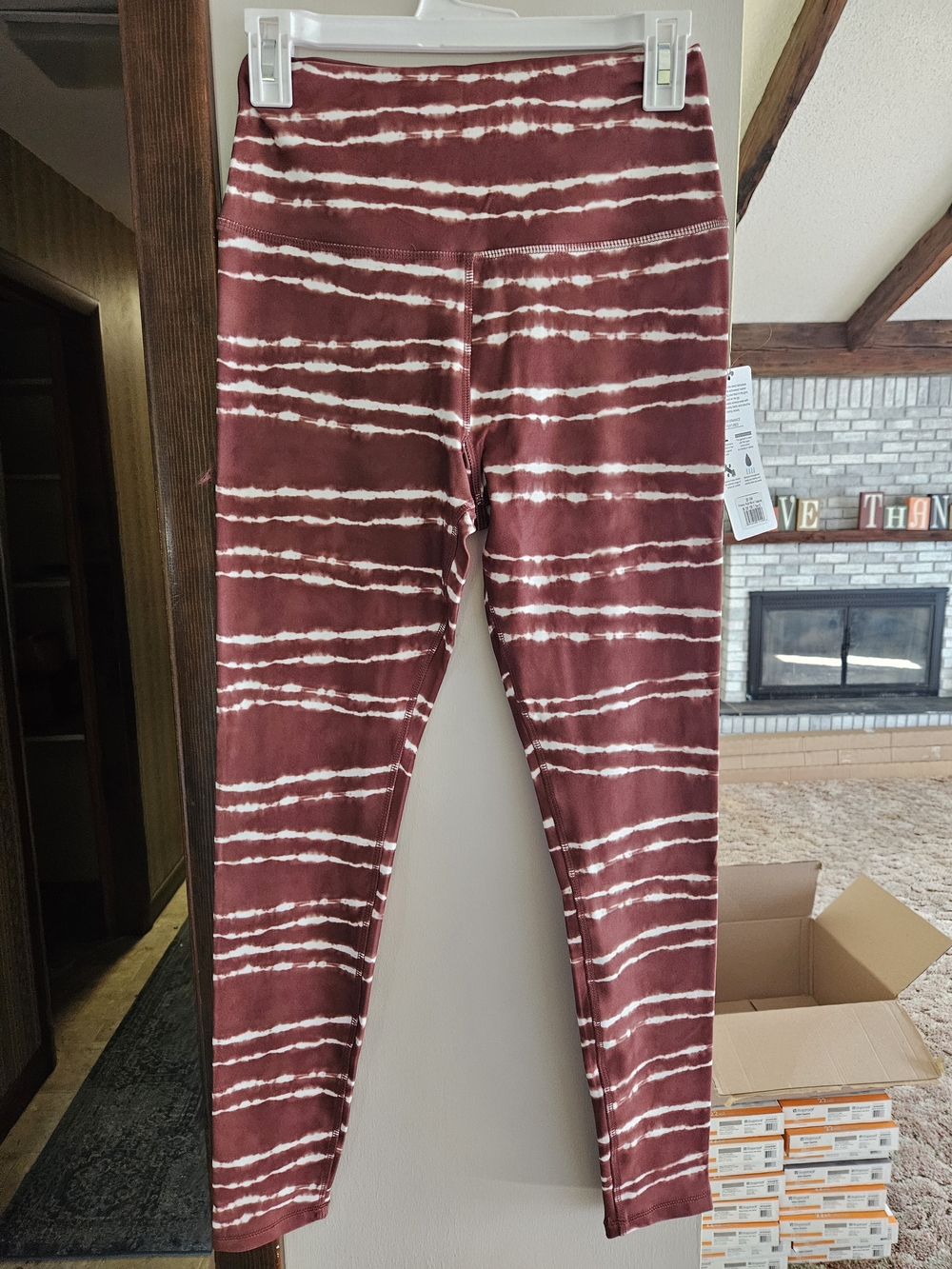 Scorpio Sol Maroon and White Tie-Dye Leggings